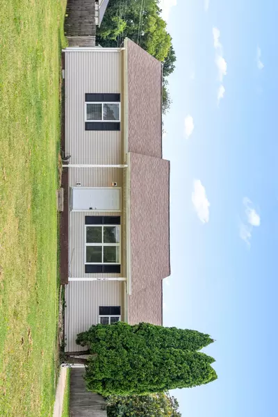 1952 Timberline Cir, Oak Grove, KY 42262