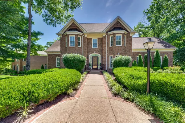 915 Hidden Oak Pl, Brentwood, TN 37027