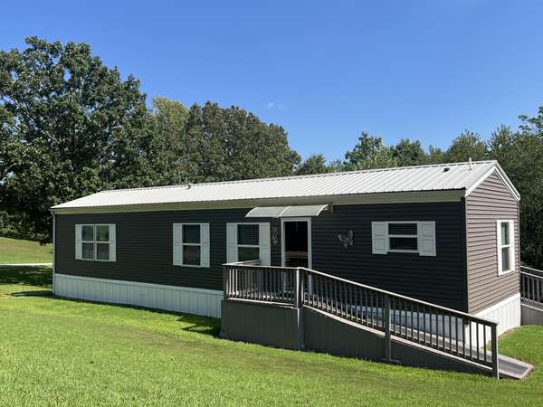 1270 Cypress Rd, Buchanan, TN 38222