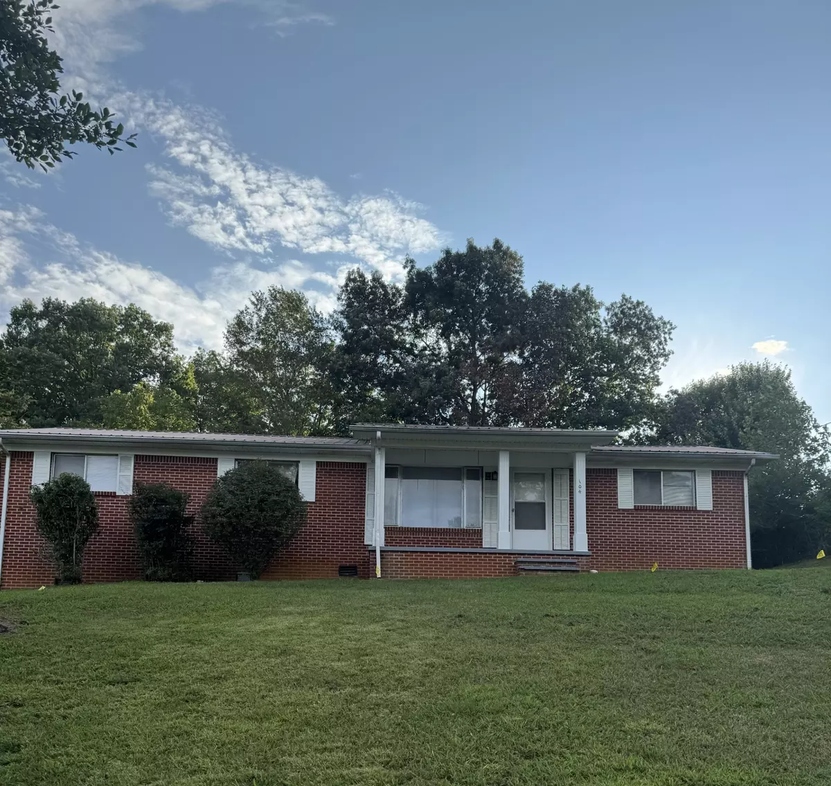 Mc Minnville, TN 37110,104 Parkview Dr