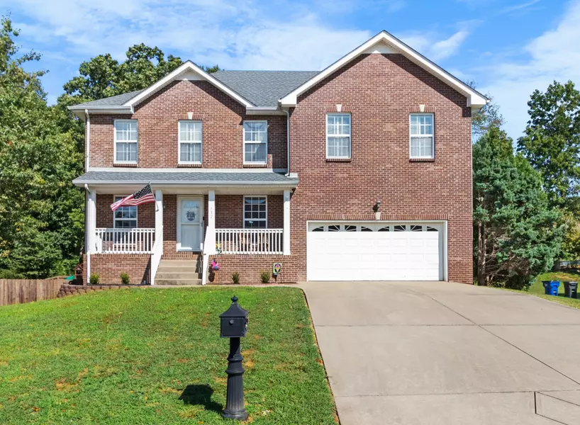 732 Forrest Cove Ct, Clarksville, TN 37040