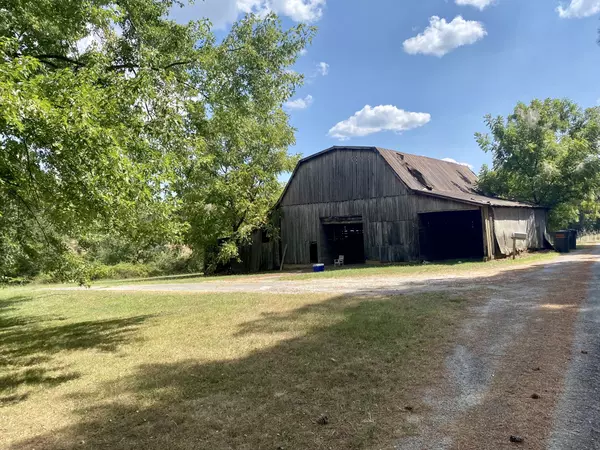 Leoma, TN 38468,31 Morris Rd