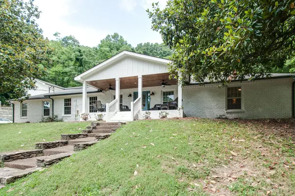 Brentwood, TN 37027,1004 Holly Tree Gap Rd