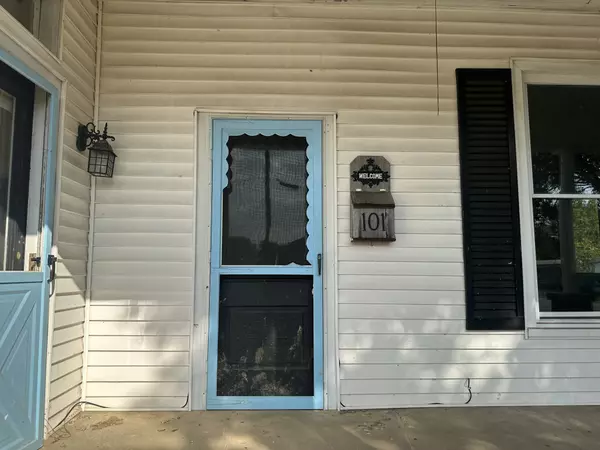 Waverly, TN 37185,101 Slayden Ave
