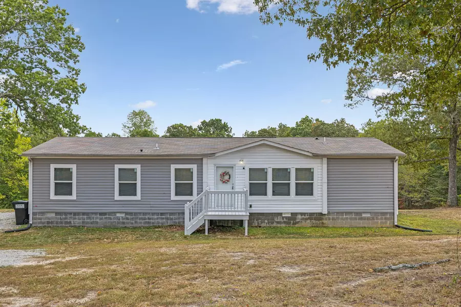 1849 Buffalo Rd, Hohenwald, TN 38462