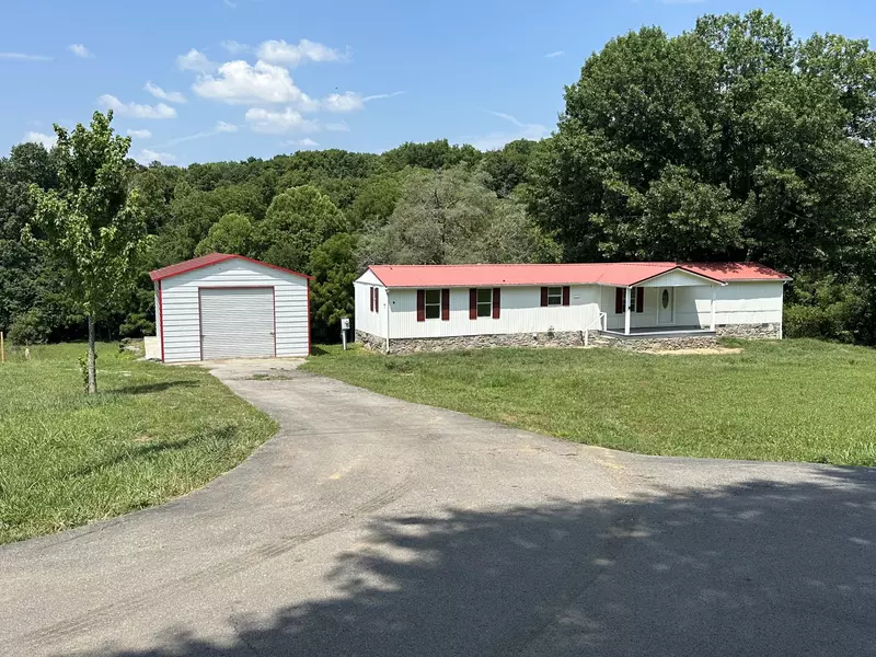 375 Dalton Hollow Rd, Hartsville, TN 37074