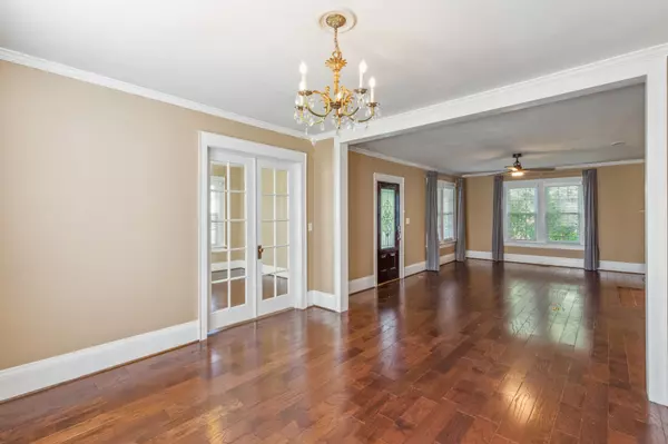 Tracy City, TN 37387,831 3rd St