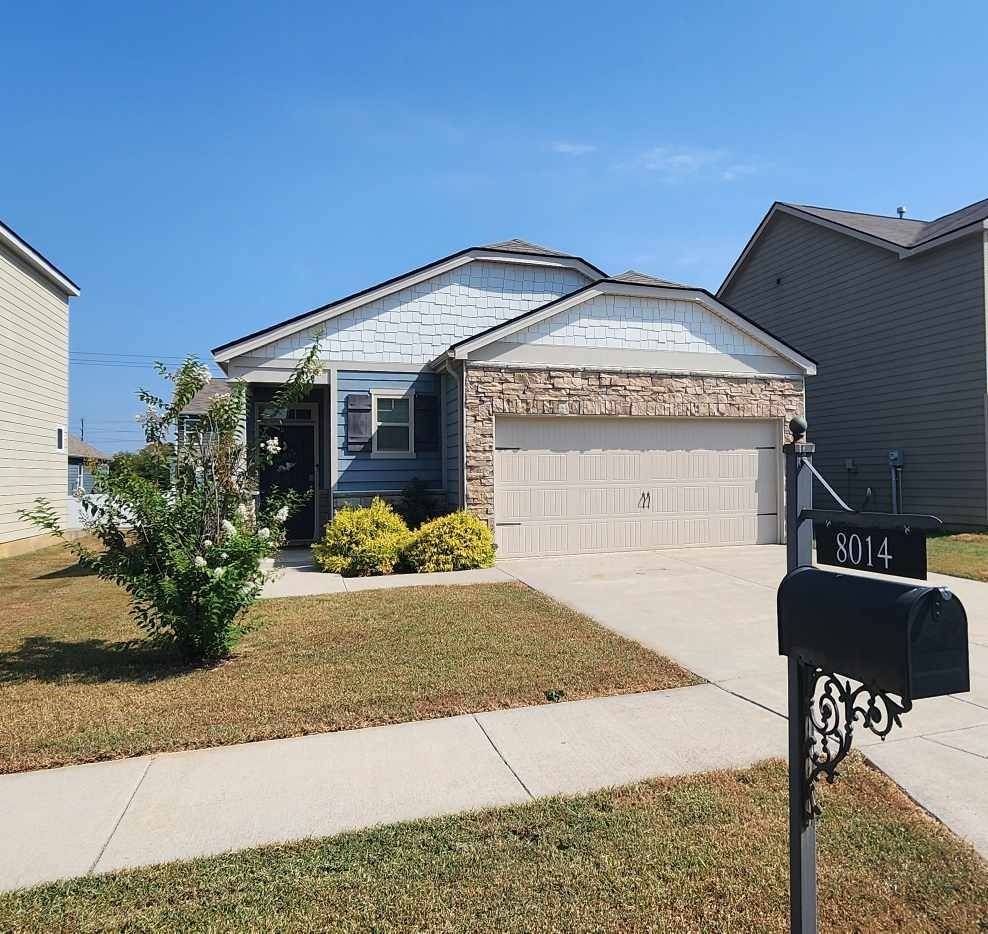 8014 Craighead Dr,  Lebanon,  TN 37087