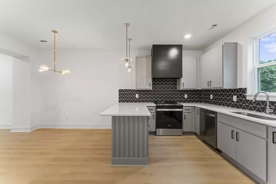 610 Markham St, Nashville, TN 37214