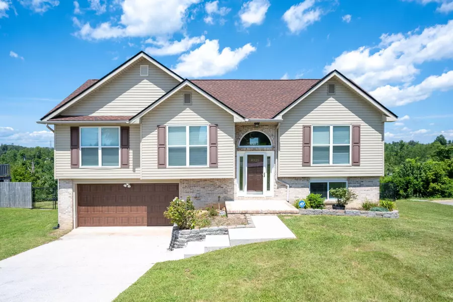 8325 Harvest Oak Lane, Chattanooga, TN 37421