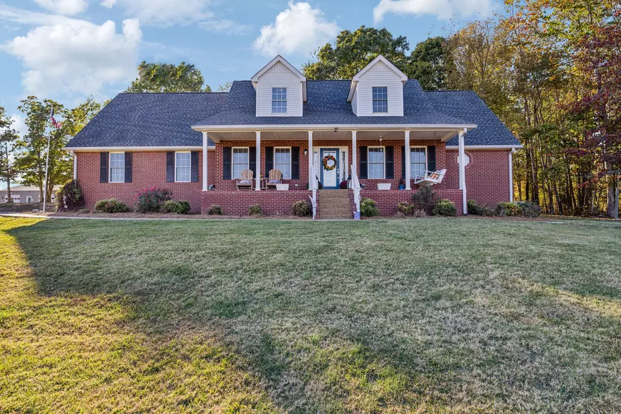 3074 Loren Ln, Centerville, TN 37033