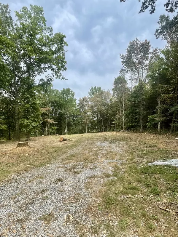 Westmoreland, TN 37186,402 W George Durham Rd