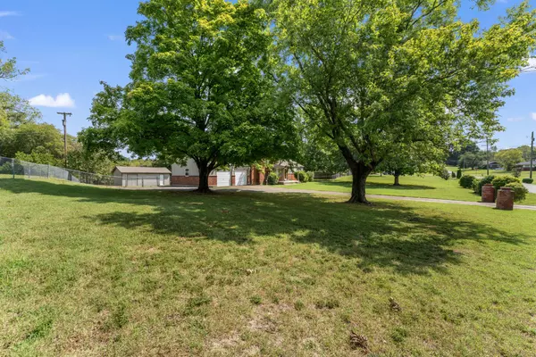 Nashville, TN 37217,521 Vinson Dr