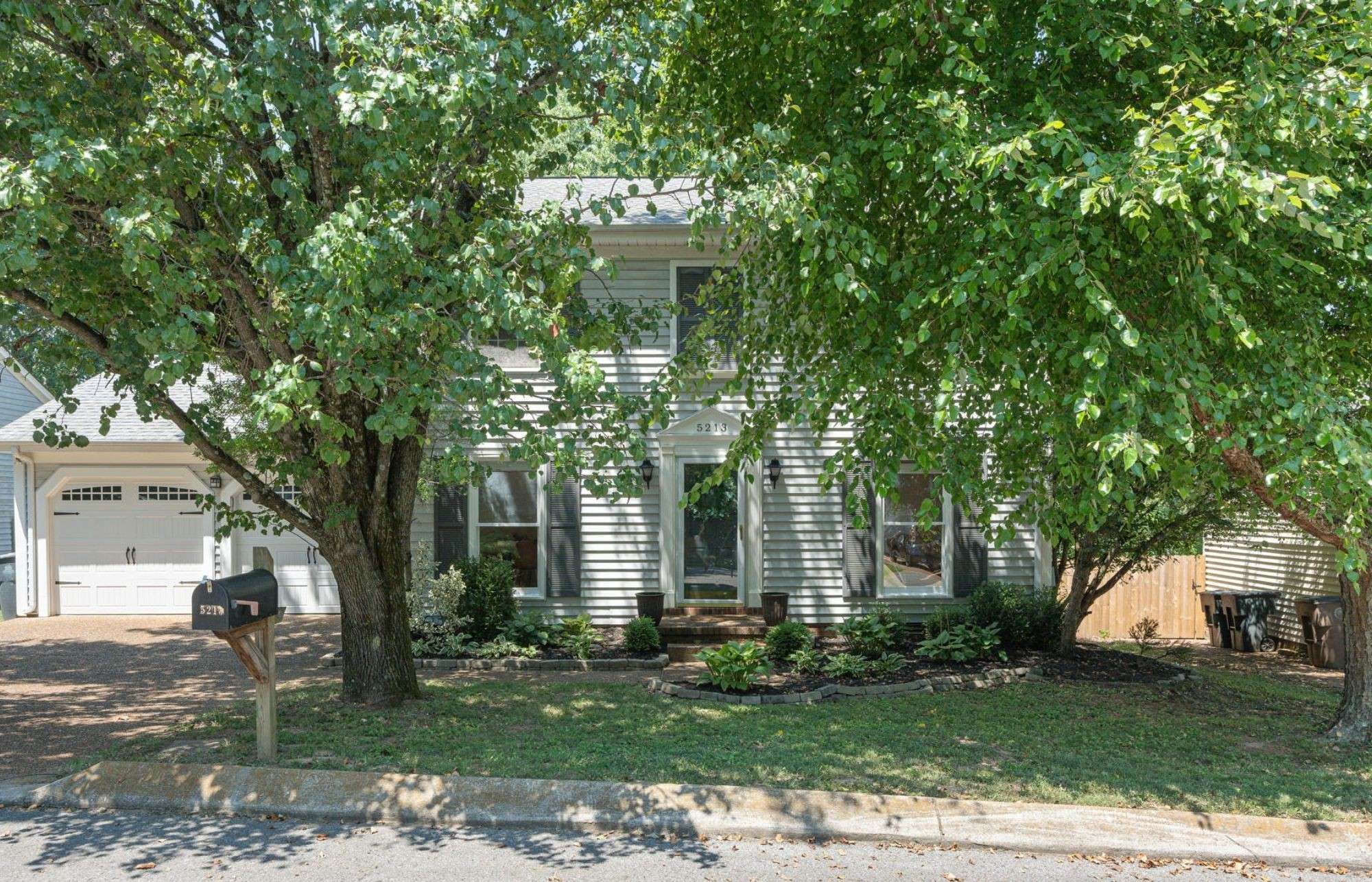 5213 Cardiff Dr, Nashville, TN 37211