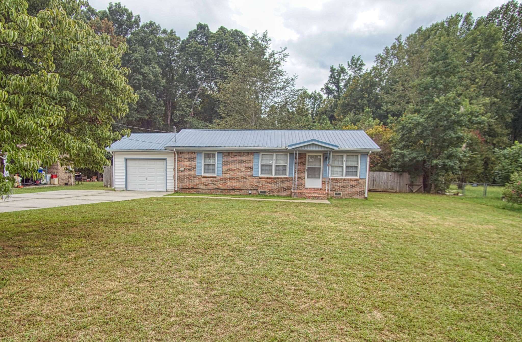 21 Eastwood Dr, Fayetteville, TN 37334