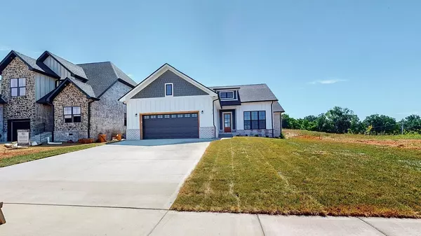 517 Foxglove Ln, Clarksville, TN 37043