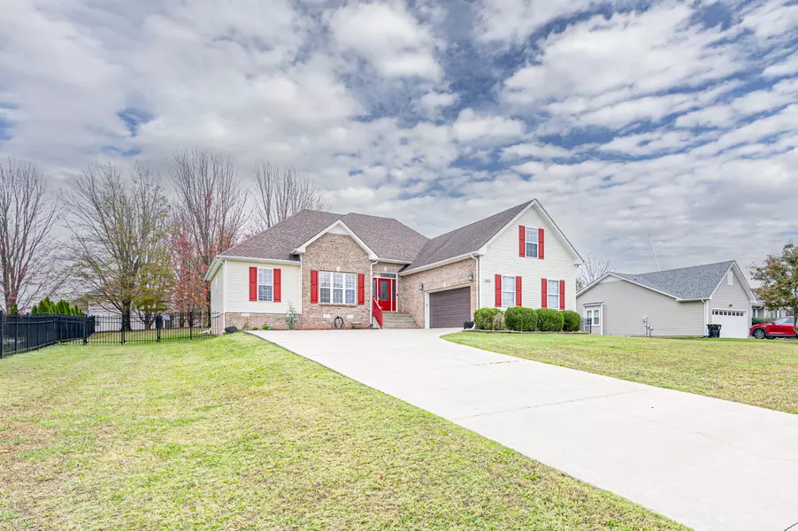 361 Sango Rd, Clarksville, TN 37043