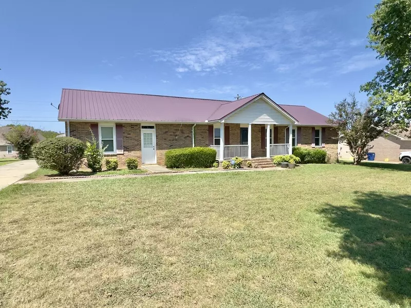 2010 S Cannon Blvd, Shelbyville, TN 37160