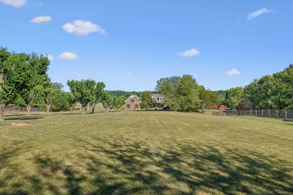 Pleasant View, TN 37146,2859 Jack Teasley Rd