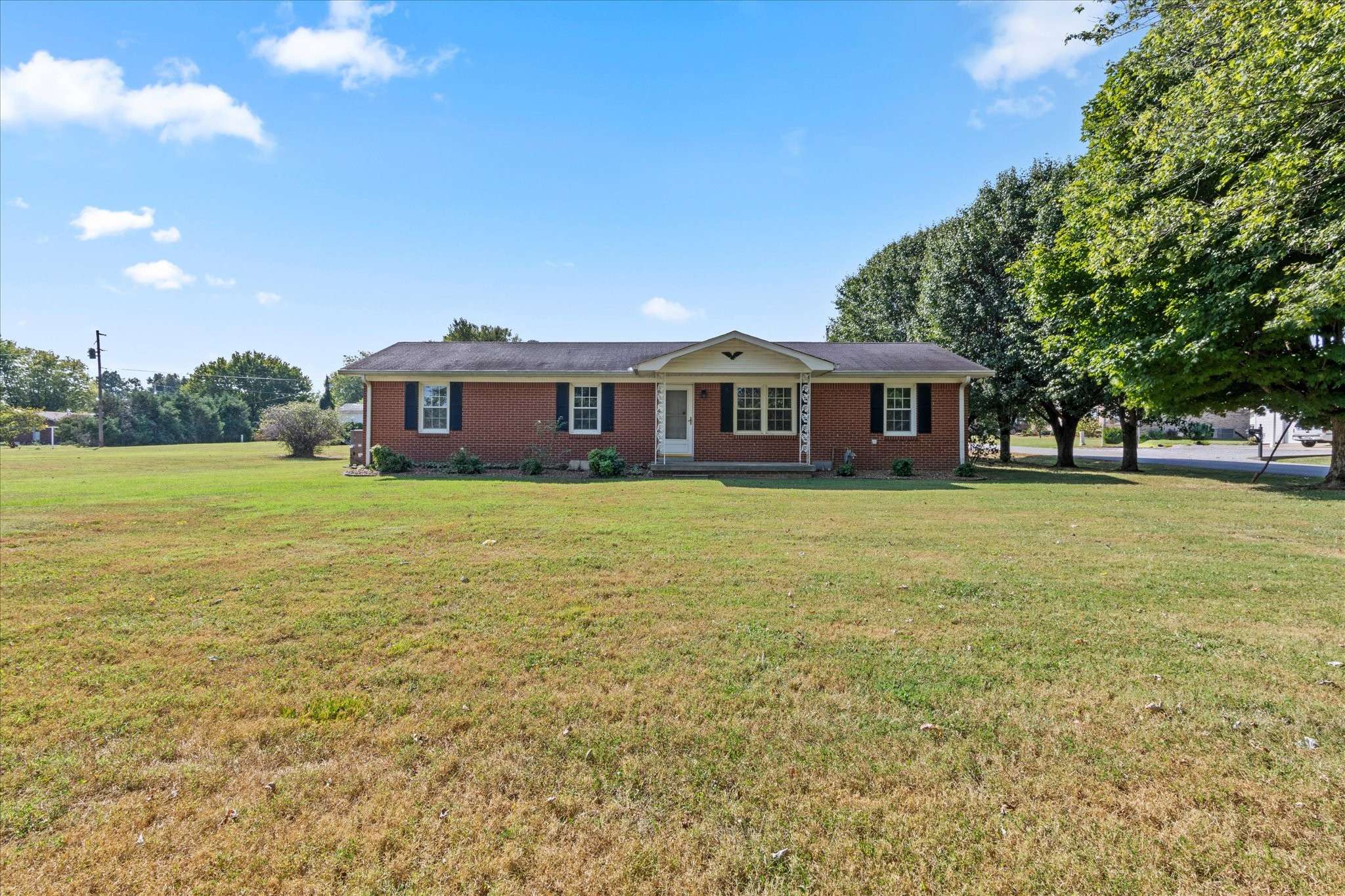 Lafayette, TN 37083,1700 Ellington Dr