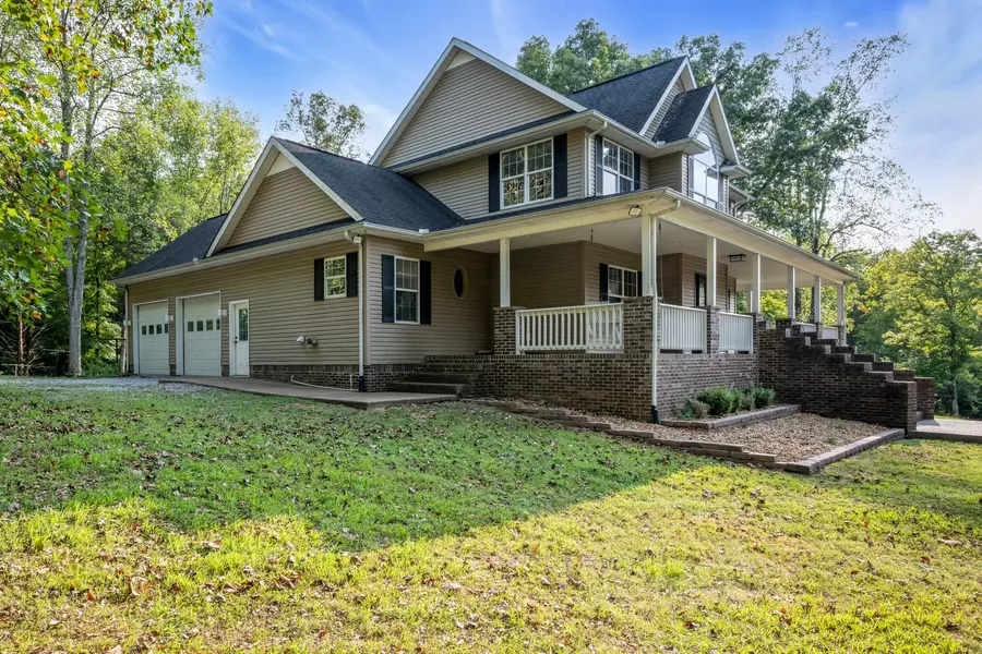 1661 Cedar Creek Rd, Vanleer, TN 37181