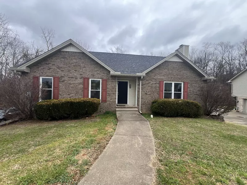 379 Brook Mead Dr, Clarksville, TN 37042