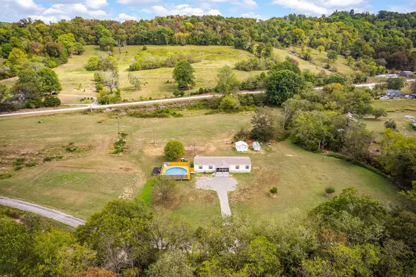 Chestnut Mound, TN 38552,112 Dillard Creek Rd
