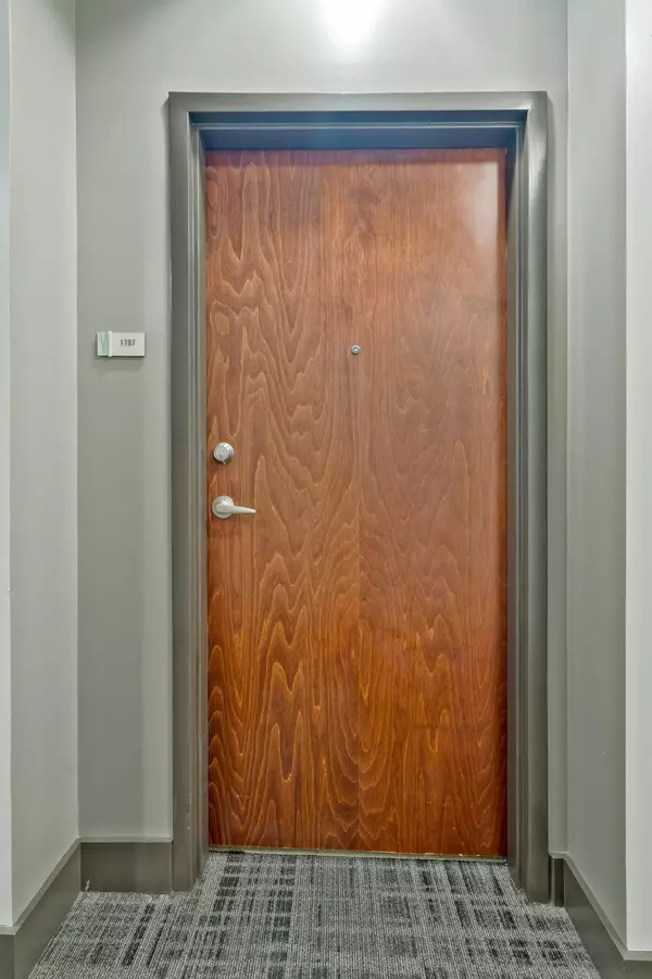 Nashville, TN 37219,415 Church St #1707