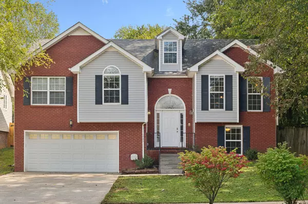 1585 Hedgewood Rd, Clarksville, TN 37042