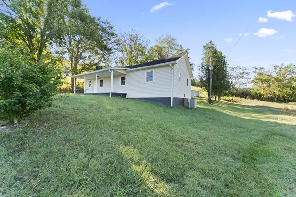 36 Ballenger Rd, Carthage, TN 37030