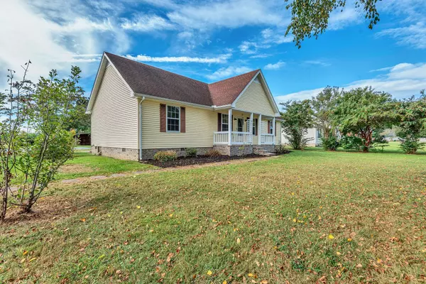 Lafayette, TN 37083,128 Bray Ln