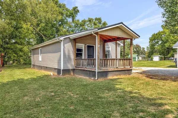 605 E Main St, Decherd, TN 37324