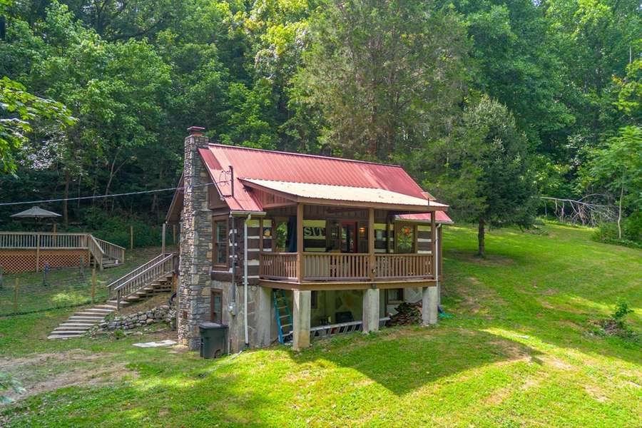 2095 Coyle Rd, Lynnville, TN 38472