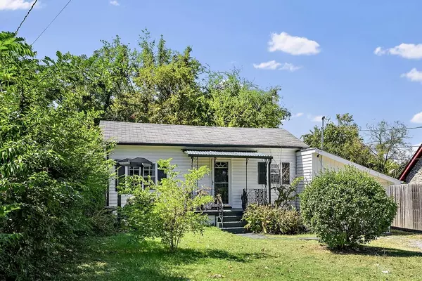 1902 Riverside Dr, Nashville, TN 37216