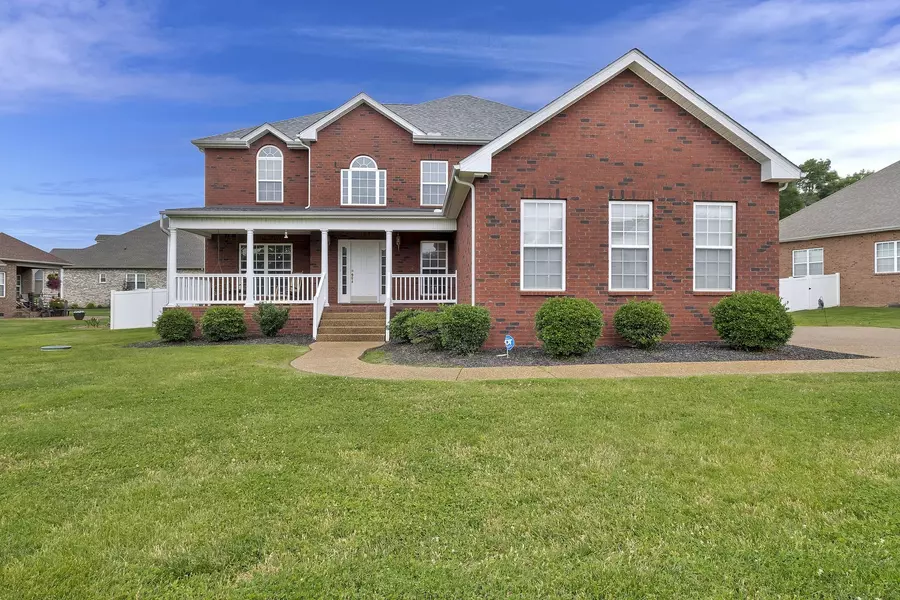 107 Seven Springs Dr, Mount Juliet, TN 37122