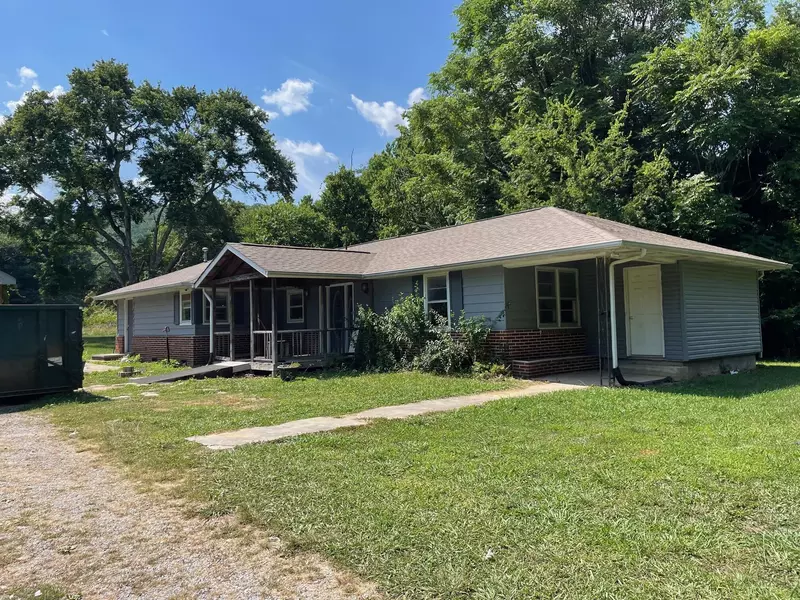 565 Carter Avenue, Dayton, TN 37321