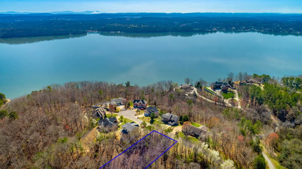 Hixson, TN 37343,4711 Lake Forest Drive