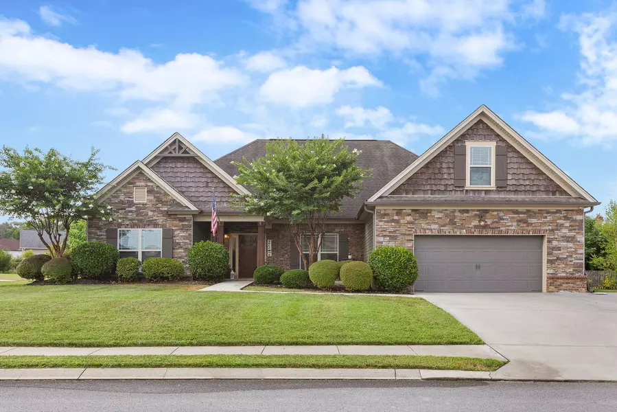 7388 Red Poppy Drive, Ooltewah, TN 37363