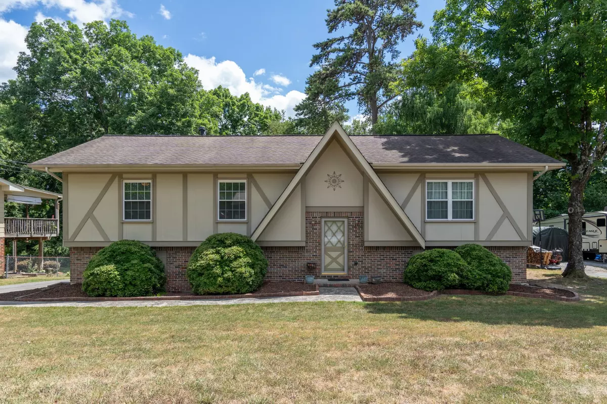 Hixson, TN 37343,604 Danbridge Drive #1