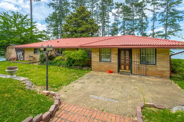 Soddy Daisy, TN 37379,2403 Point Place Road