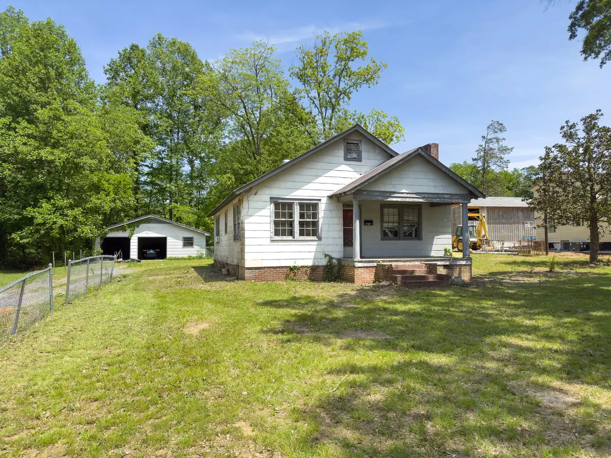 Dalton, GA 30721,1301 Pinehill Road