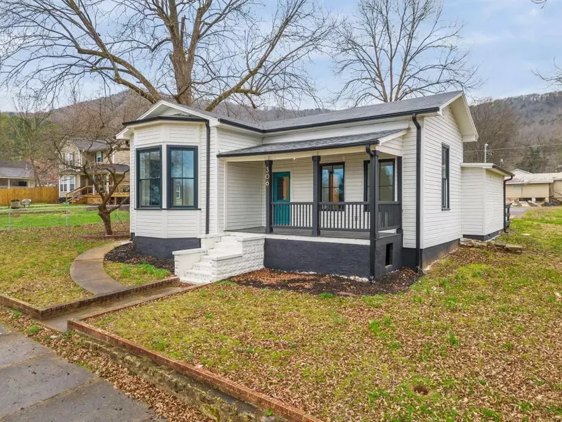 306 Pine Avenue, South Pittsburg, TN 37380