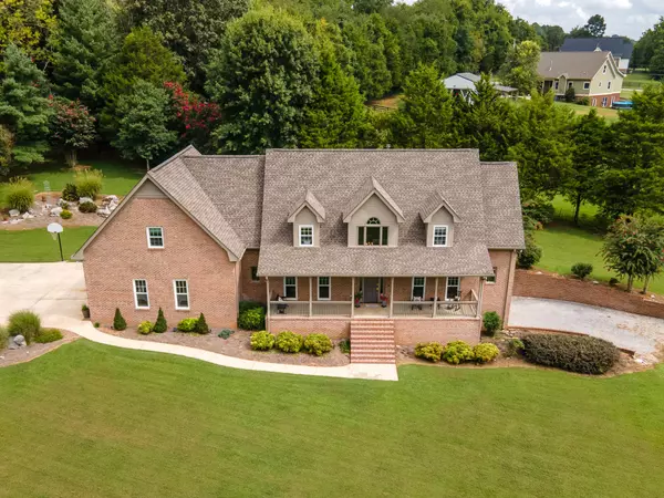 Ooltewah, TN 37363,8930 Snow Hill Road