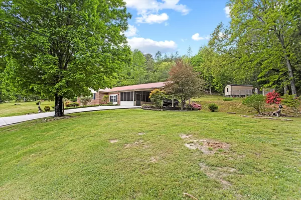 Evensville, TN 37332,200 Dove Hollow Lane Lane