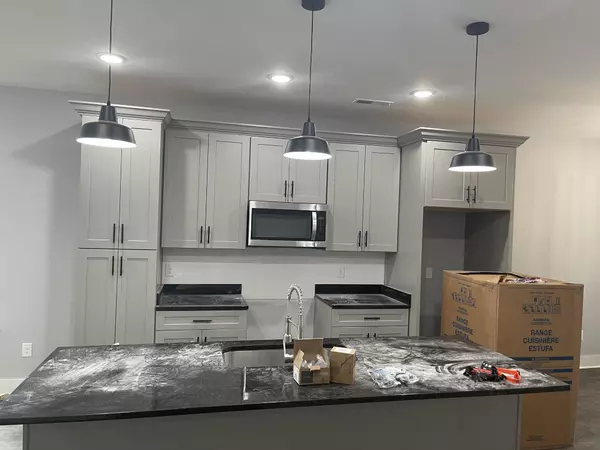 Rossville, GA 30741,31 6th Street #6