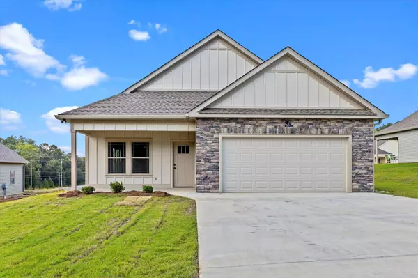 47 6th Street #5, Rossville, GA 30741