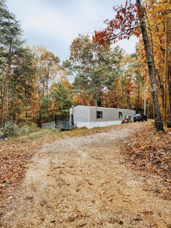 Harrison, TN 37341,7017 Pitcher Place