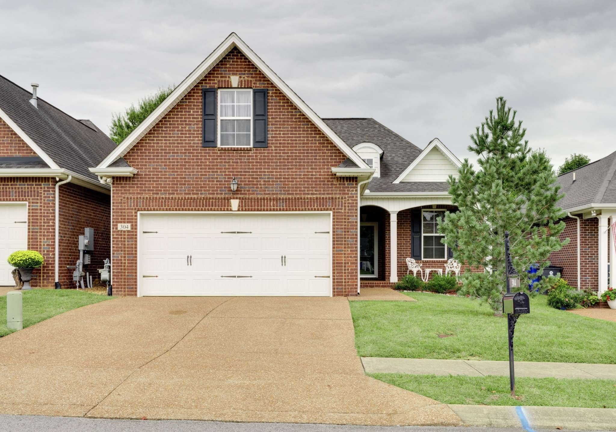 304 Indian Ridge Cir, White House, TN 37188