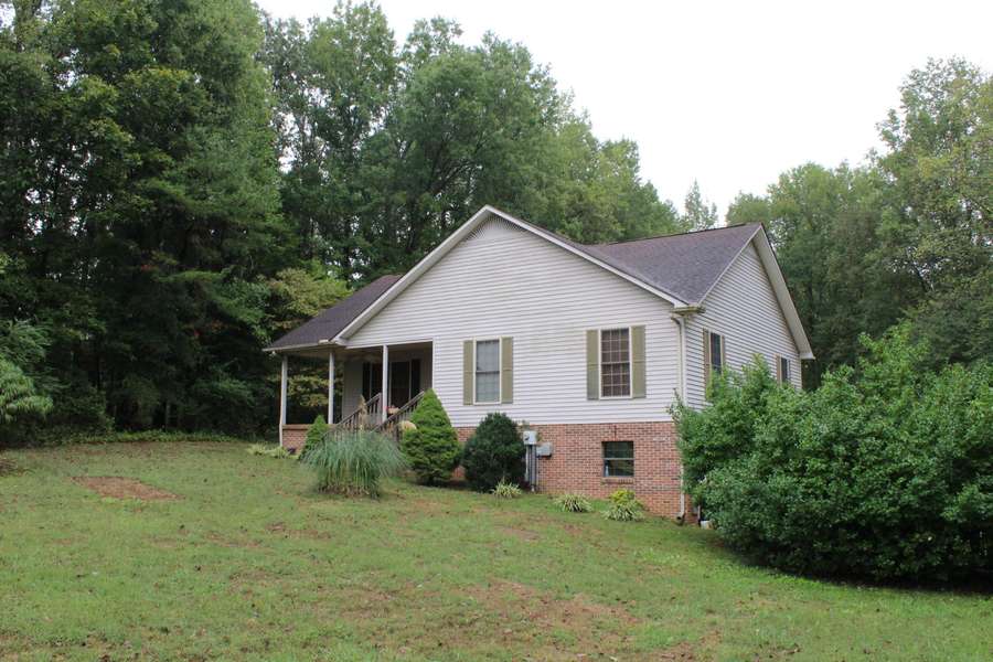 209 Bryan Gribble Rd, Sparta, TN 38583