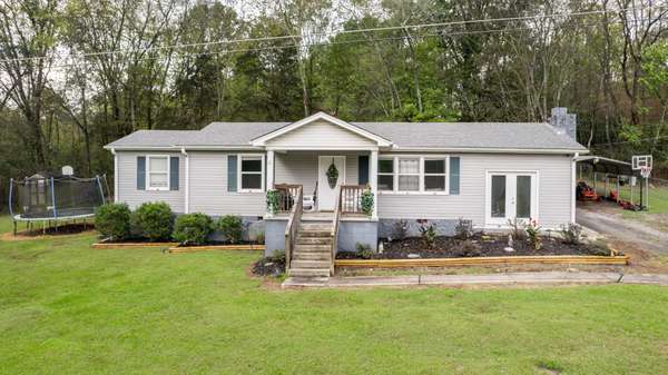 10 Ward Hollow Rd, Brush Creek, TN 38547